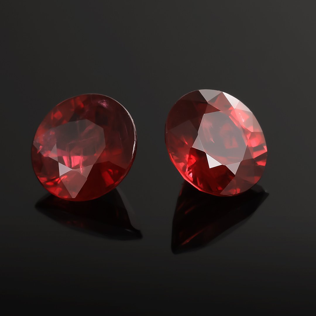 Ruby - Matched Pair Round - 2.3ct