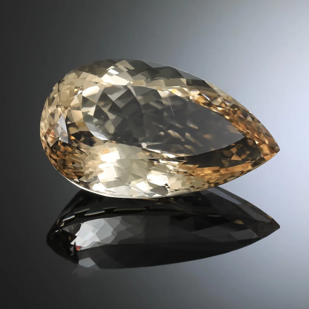 Champagne Topaz - Pear - 294.30ct