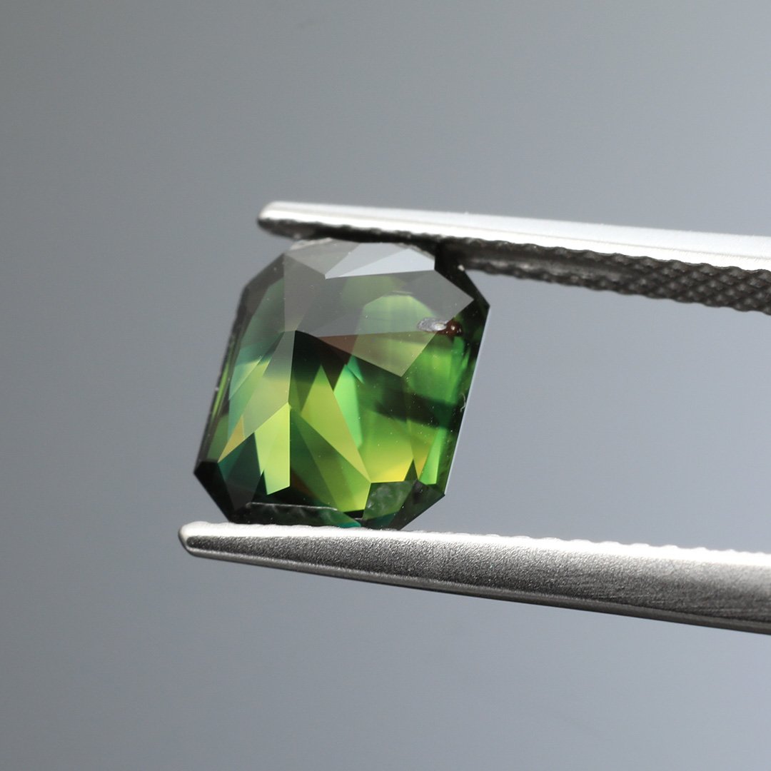 Australian Parti Sapphire - Rectangle Radiant - 3.47ct