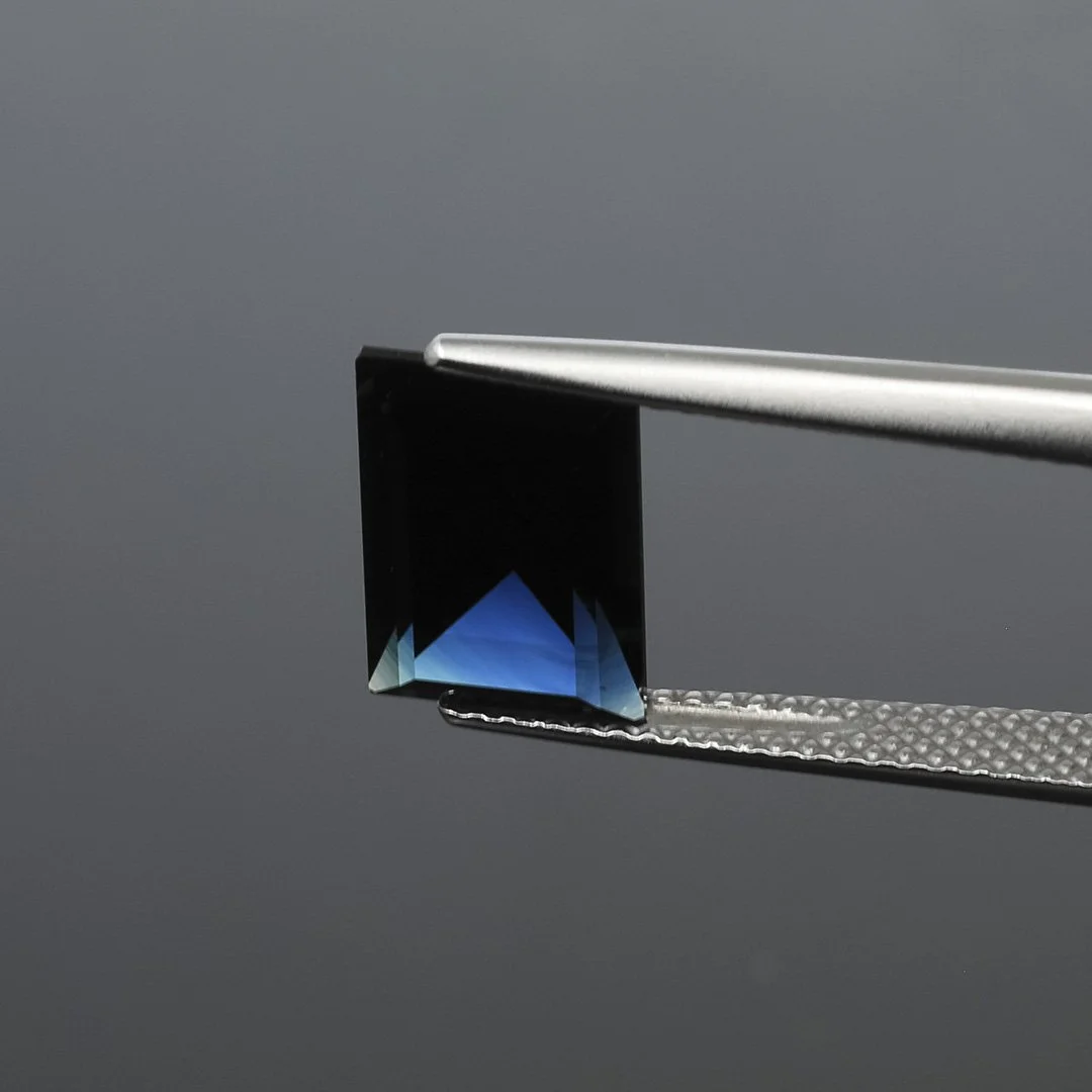 Australian Blue Sapphire - Baguette - 4.32ct