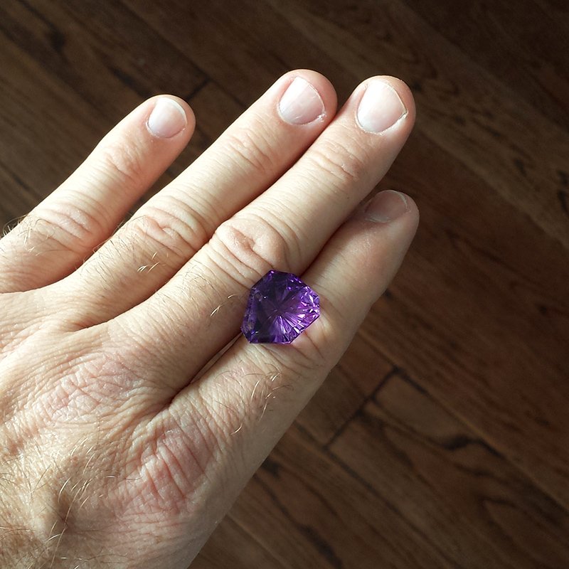 Bespoke Gems - Amethyst - Fantasy - 18.3ct