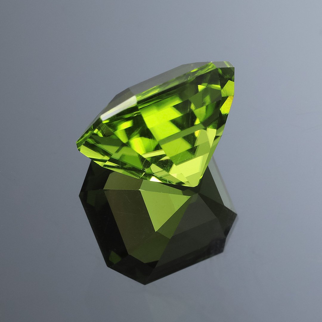 Peridot - Emerald Cut - 6.47ct