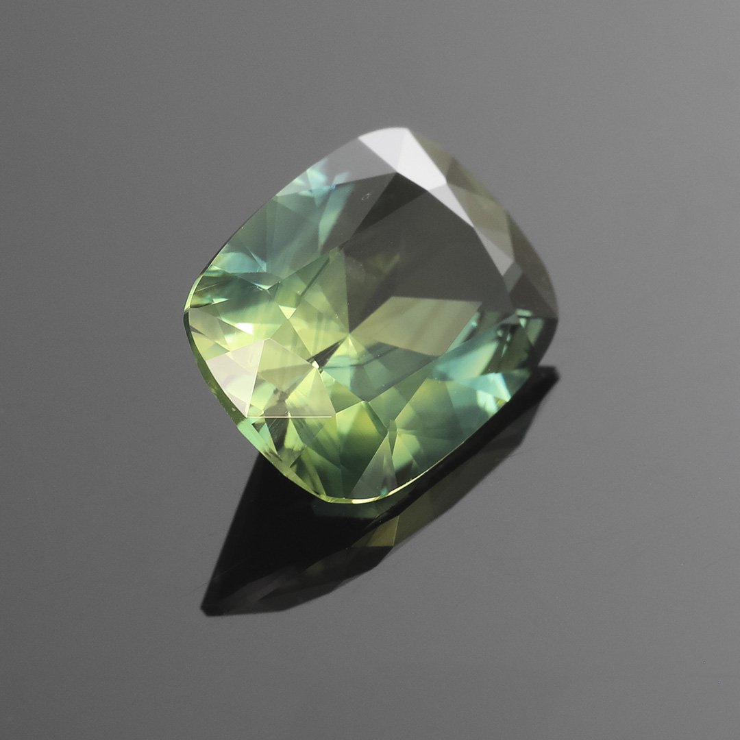 Australian Parti Sapphire - Rectangle Cushion - 2.97ct
