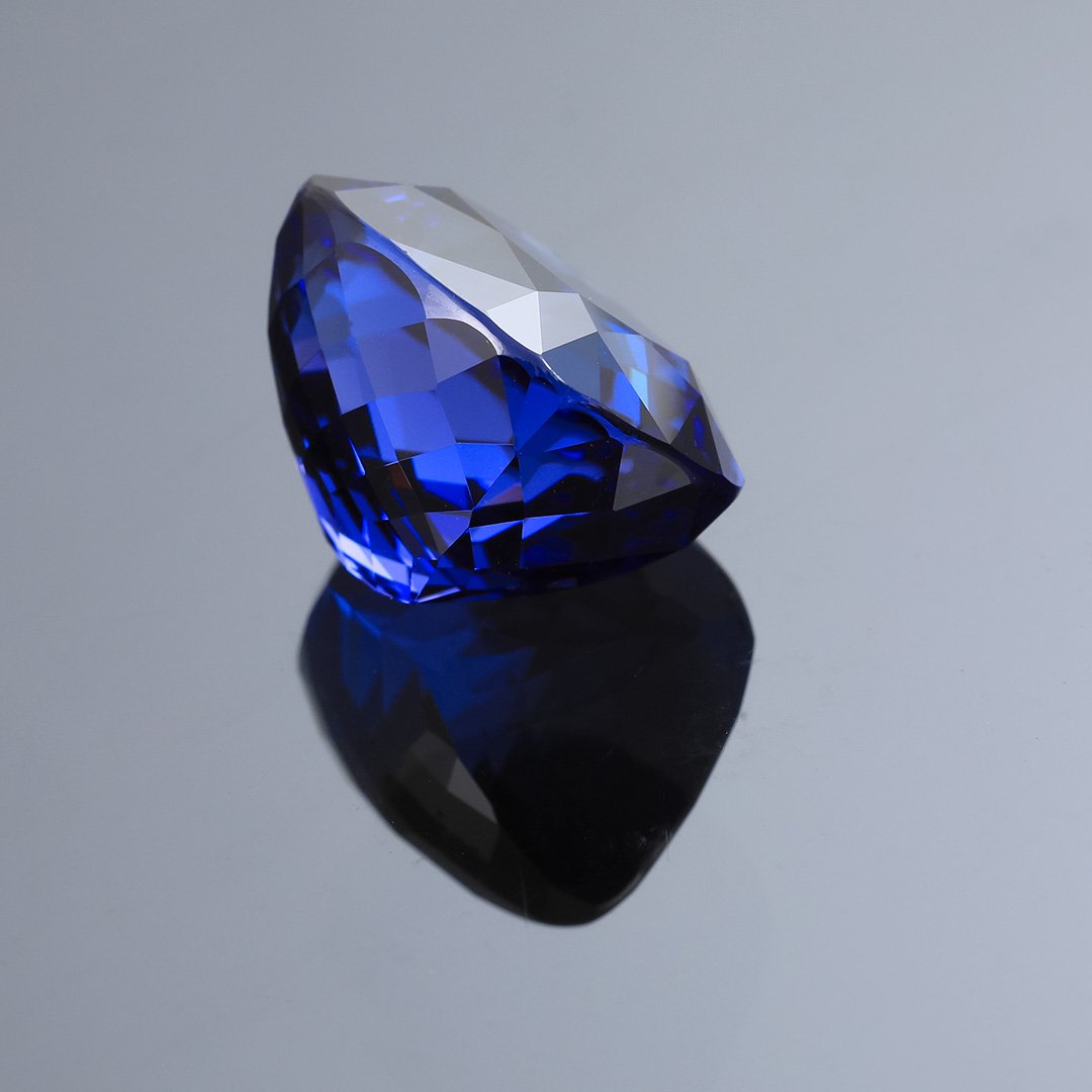 Tanzanite - Rectangle Cushion - 11.96ct