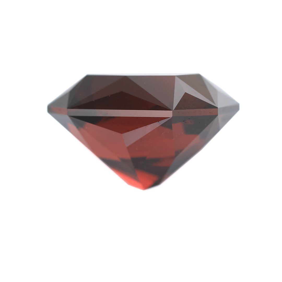 Red Garnet - Rectangle Radiant - 8.12ct by Doug Menadue