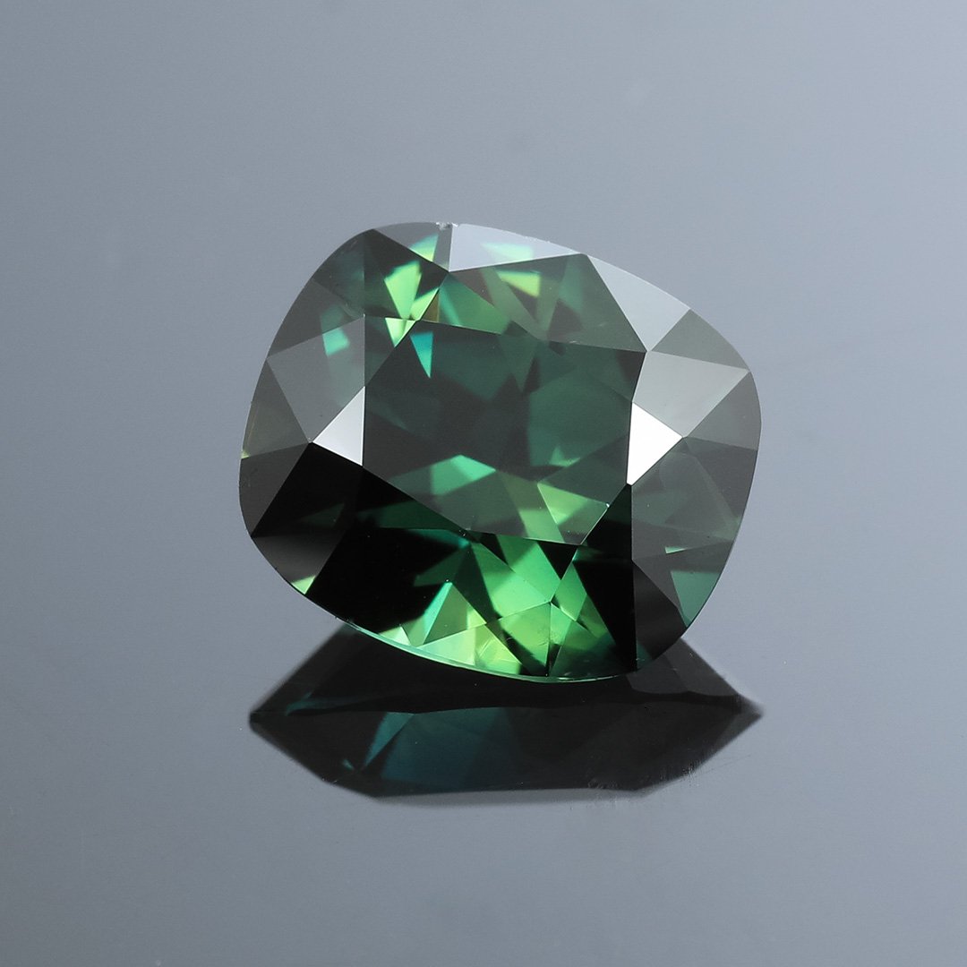 Australian Green Blue Parti Sapphire - Rectangle Cushion - 3.87ct
