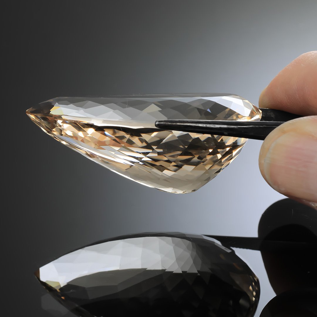 Champagne Topaz - Pear - 294.30ct