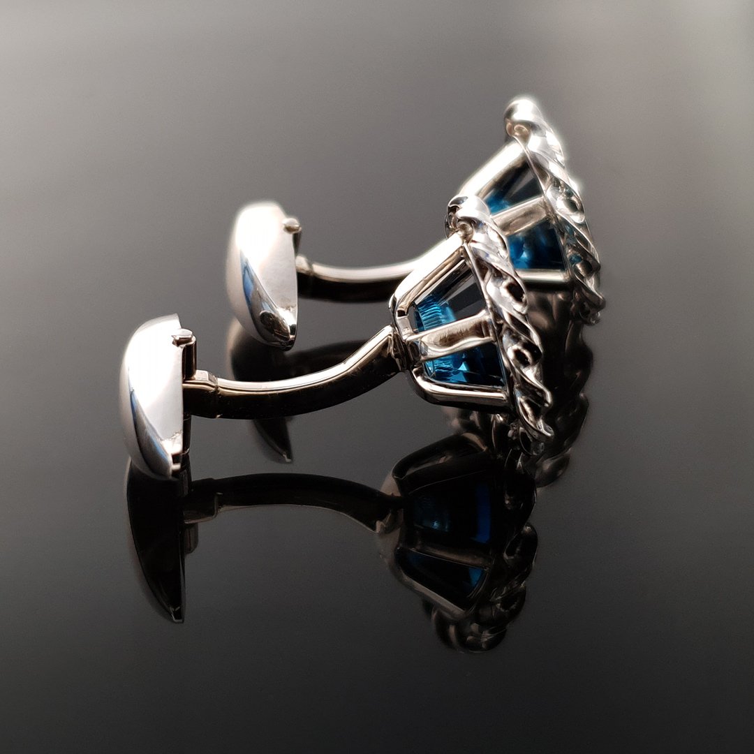 Bespoke Gems - London Blue Topaz - Turbine Cufflinks by Doug Menadue