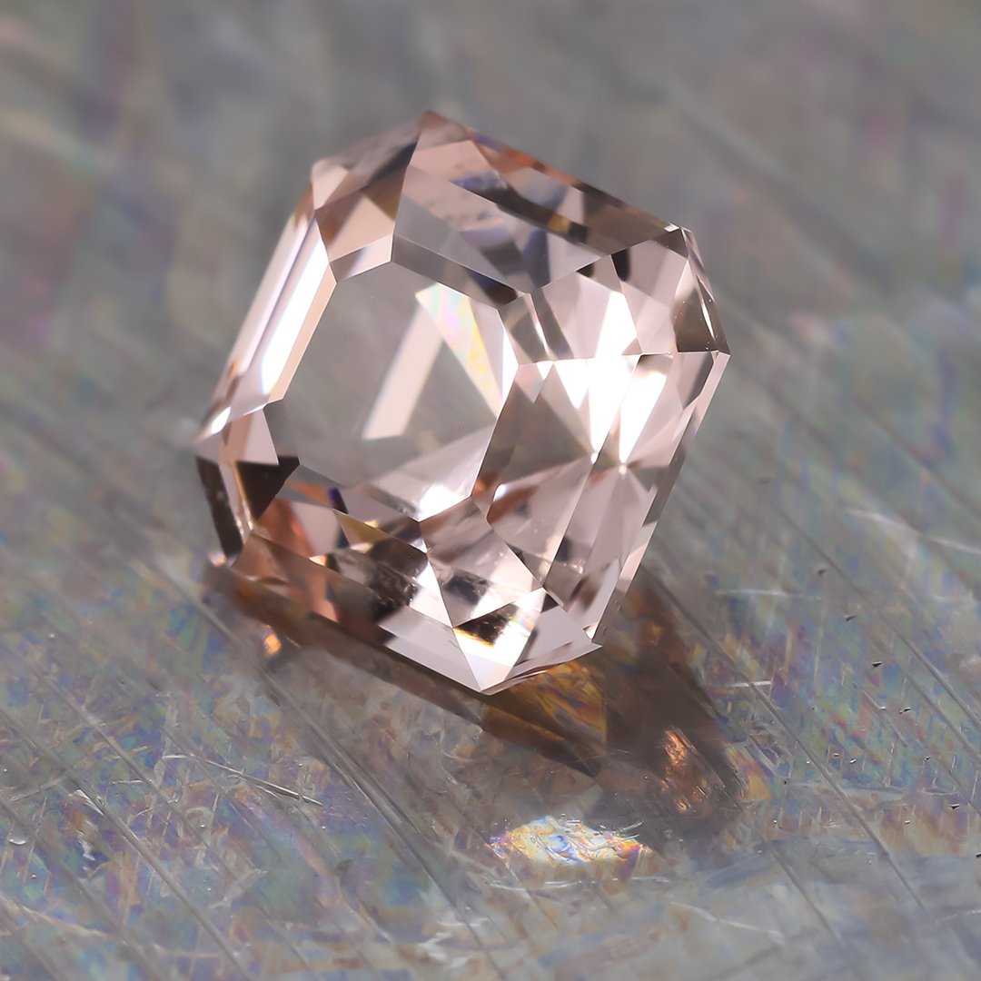 Bespoke Gems - Morganite - Asscher Cut - 1.83ct by Doug Menadue