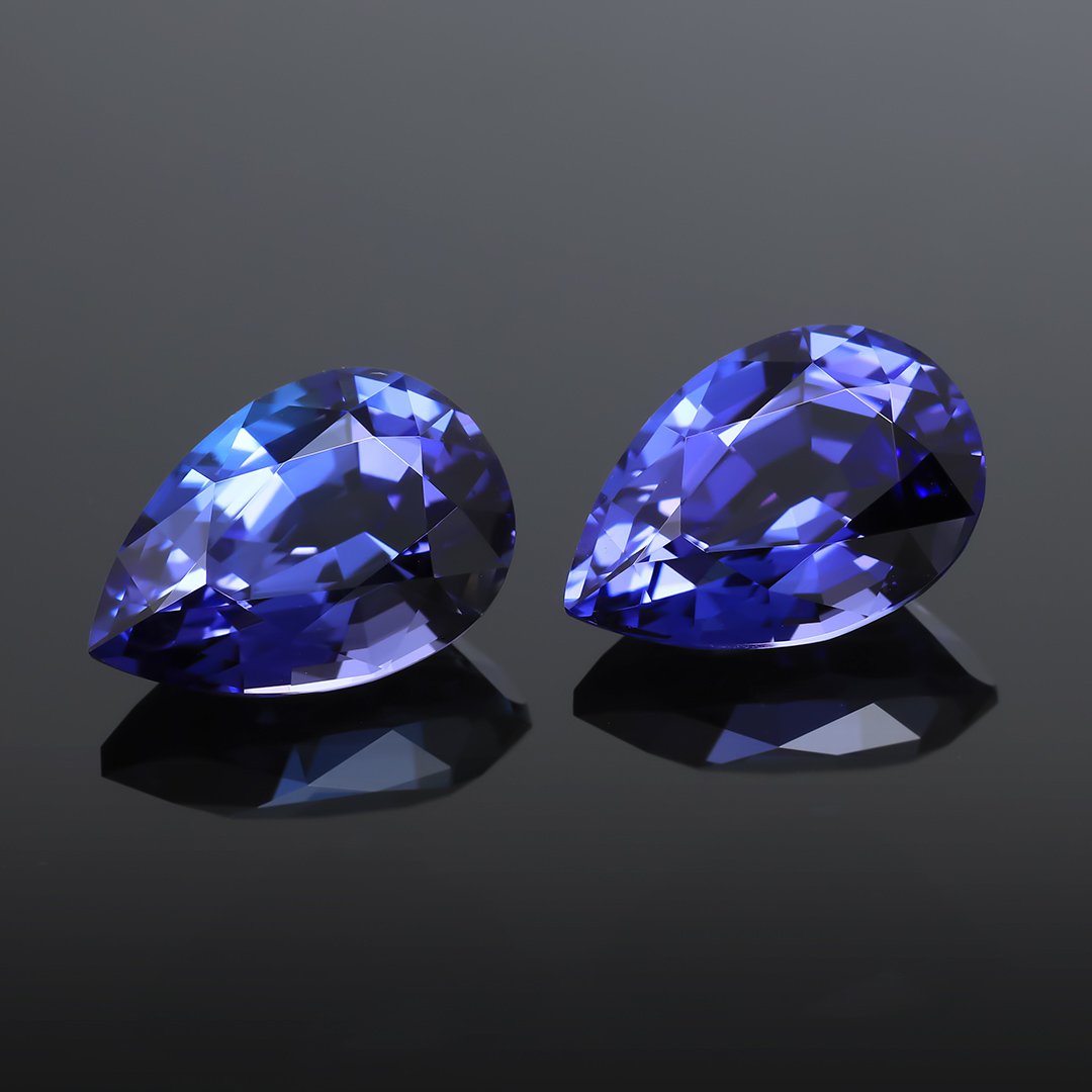 Tanzanite - Matched Pair Pear Cuts - 8.67ct