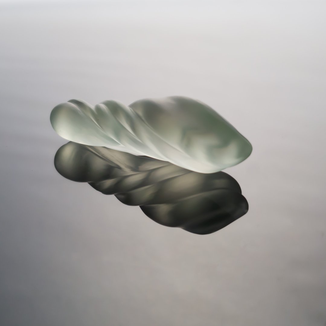 Gem Carving - Prasiolite - Twist - 40.99ct by Doug Menadue