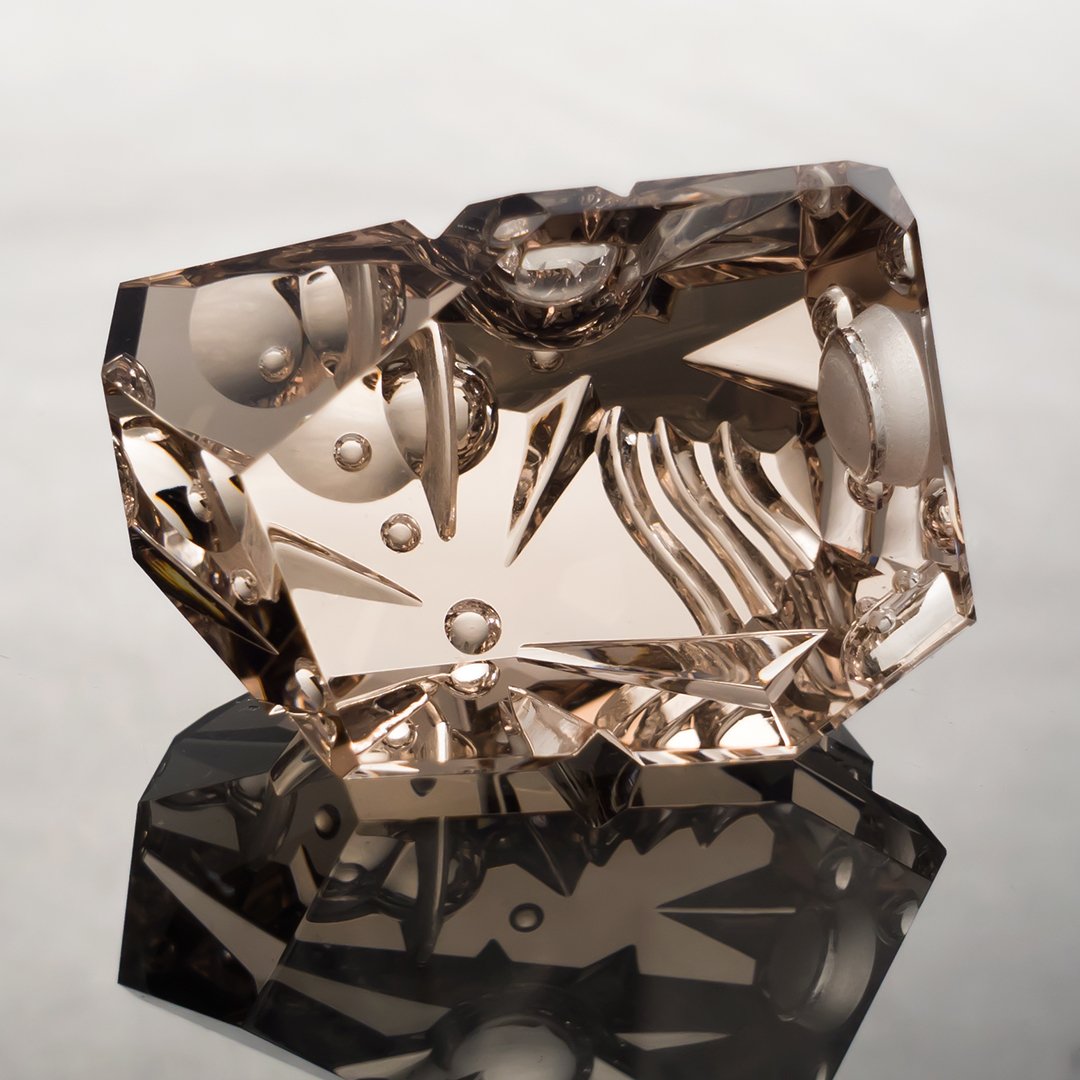 Gem Carving - Morganite - Psychonaut X - Well of Many Worlds - 90.52ct