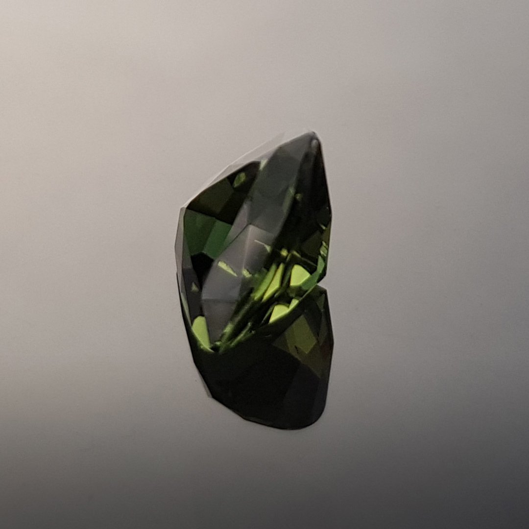 Bespoke Gems - Australian Green Sapphire - Trillion - 2.21ct