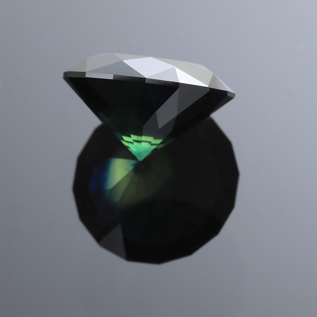 Bespoke Gems - Australian Pharaoh Eye Parti Sapphire - Round Brilliant - 8.09ct