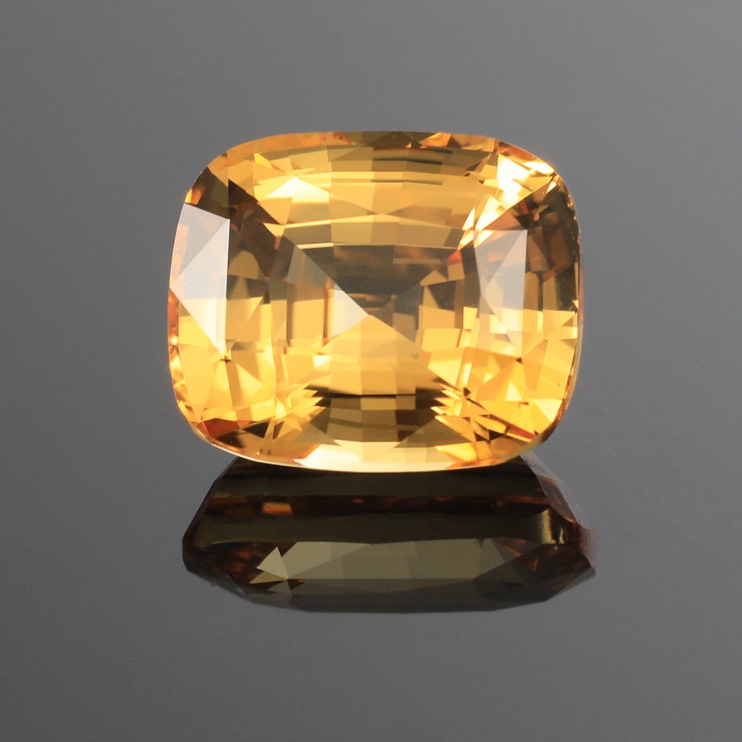Sri Lankan Apricot Sapphire - Rectangle Cushion - 2.54ct