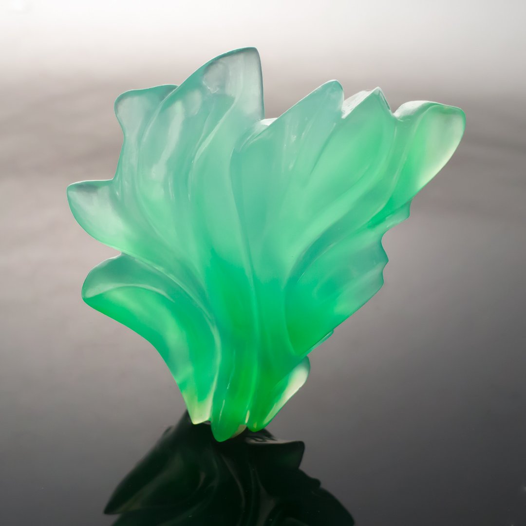 Gem Carving - Chrysoprase - Flourish - 111ct by Doug Menadue