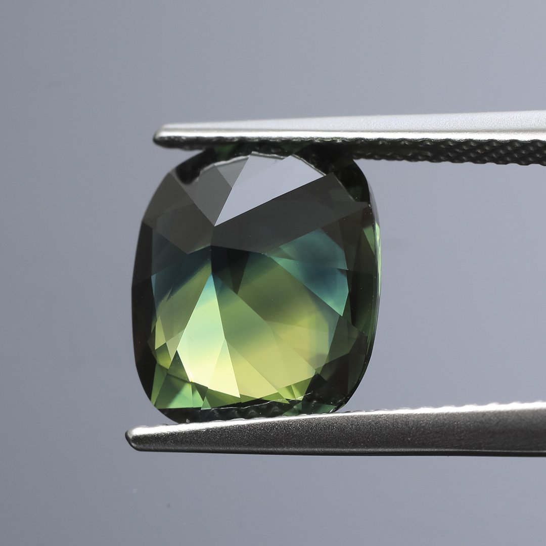 Australian Green Blue Parti Sapphire - Rectangle Cushion - 5.46ct