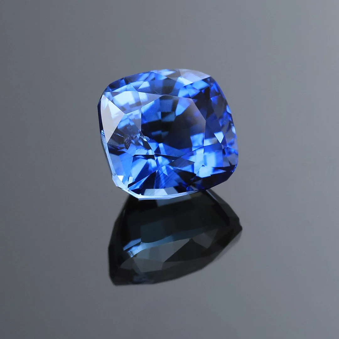 Ceylon Blue Sapphire - Cushion - 3ct