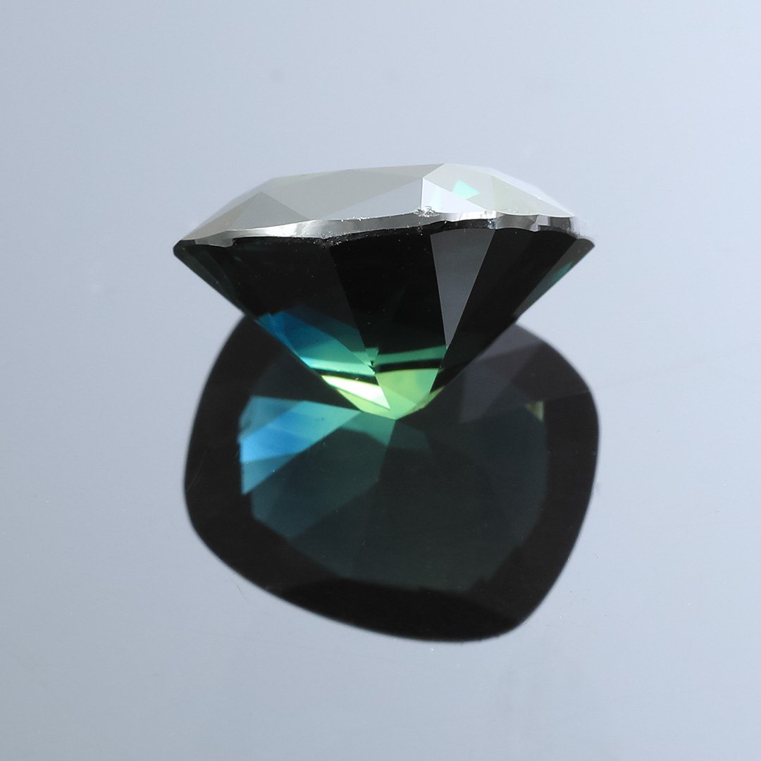 Australian Green Blue Parti Sapphire - Rectangle Cushion - 3.87ct