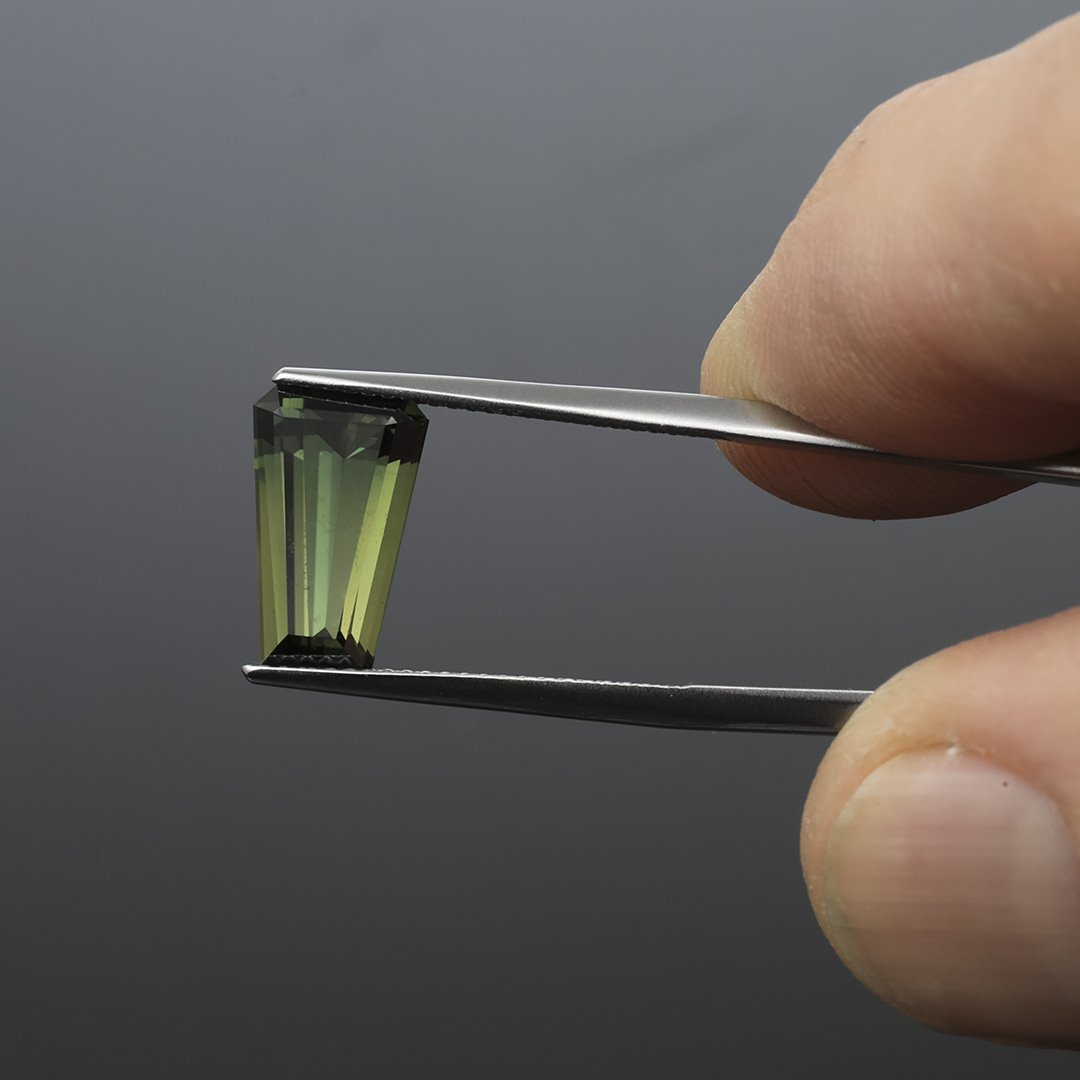 Australian Blue Sapphire - Baguette - 4.32ct