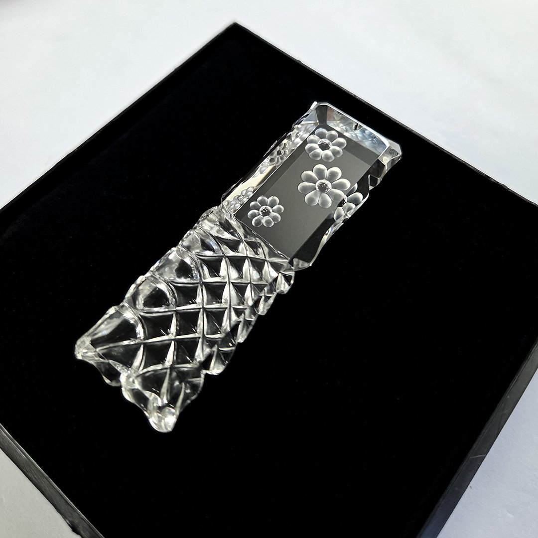 Rock Crystal - Chrysanthemum Dragon - 117.45ct