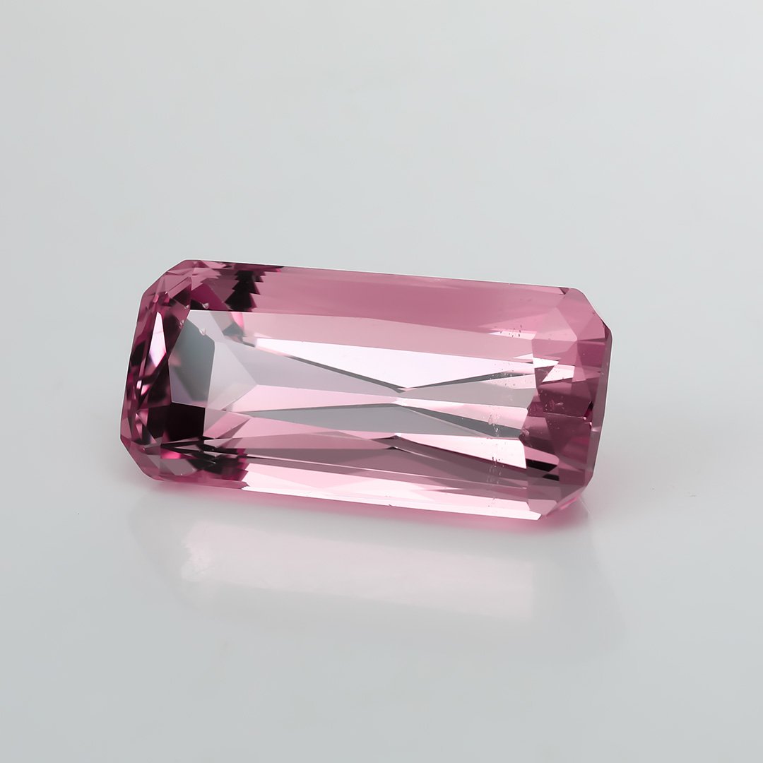 Pink Morganite - Scissor Cut - 15.41ct