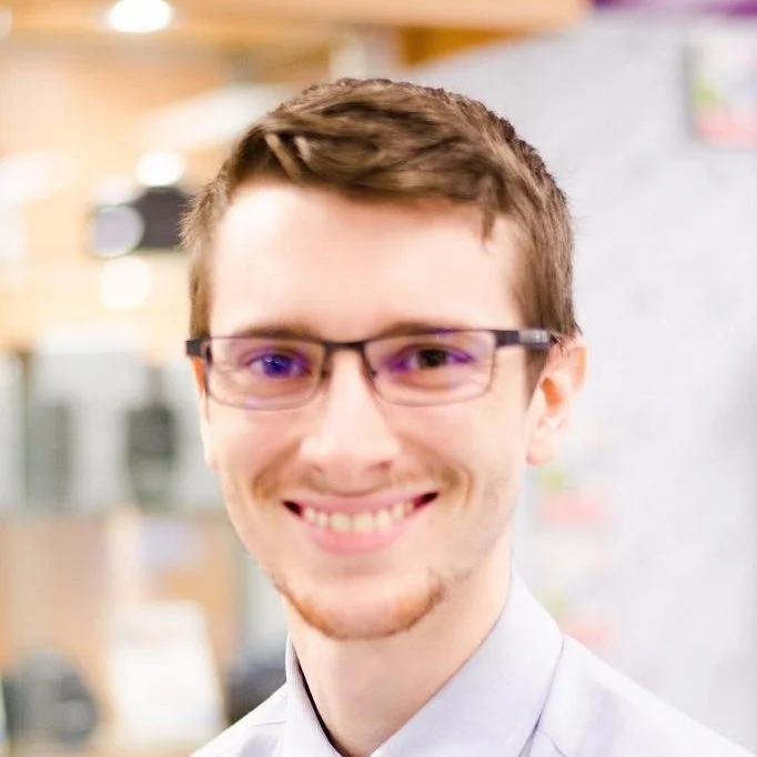 headshot - Nathaniel.jpg