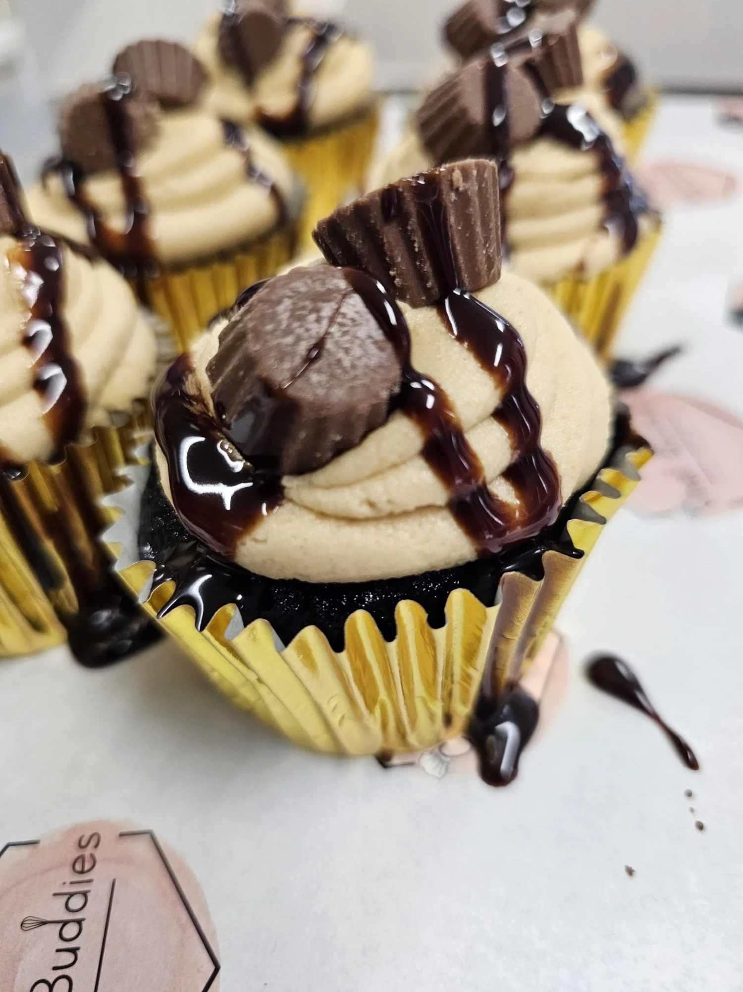 Choc pb cupcakes.jpg