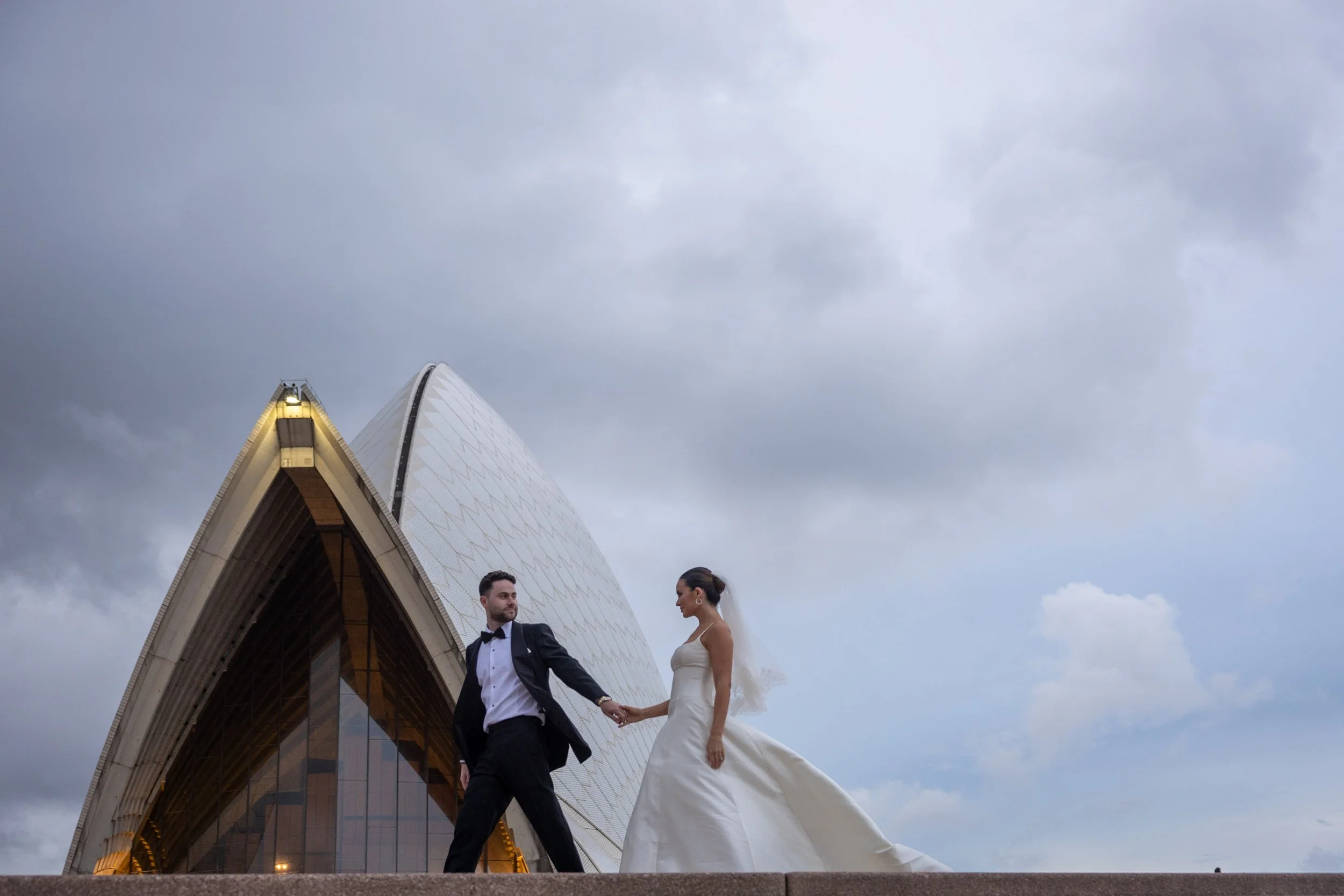 Maddy & Jake_Opera House_00347.jpg