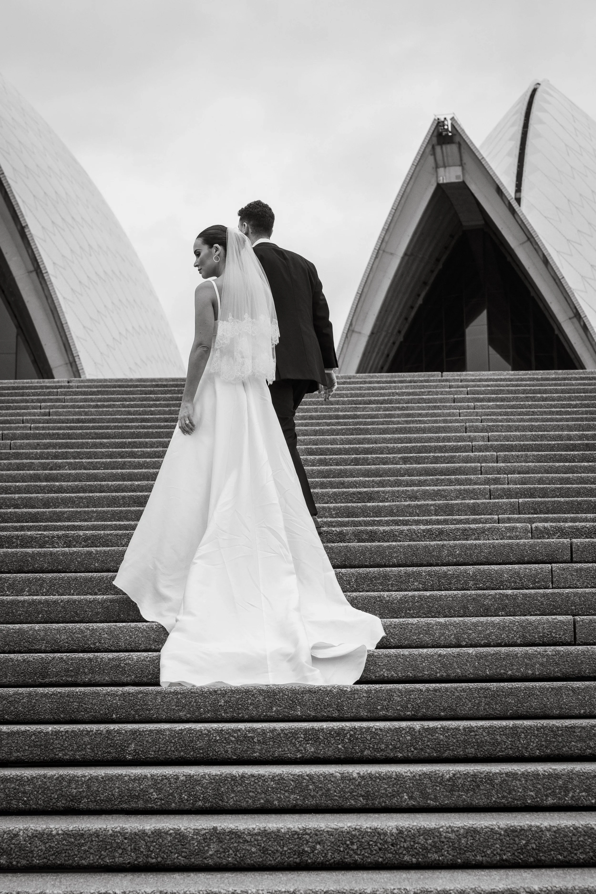 Maddy & Jake_Opera House_00053.jpg