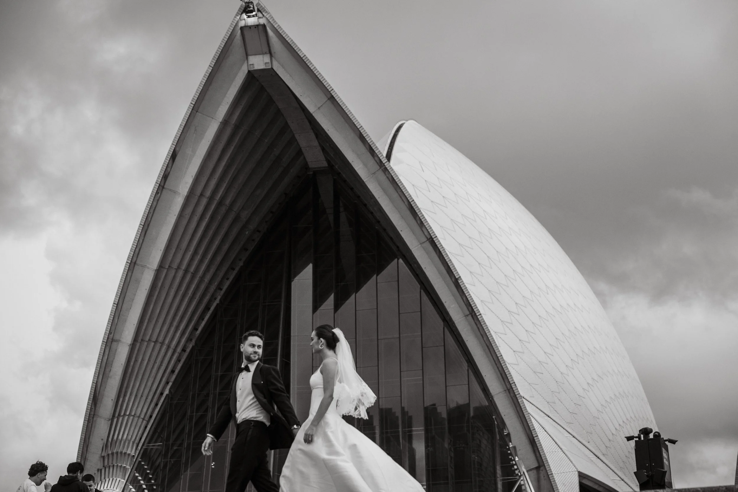 Maddy & Jake_Opera House_00353.jpg