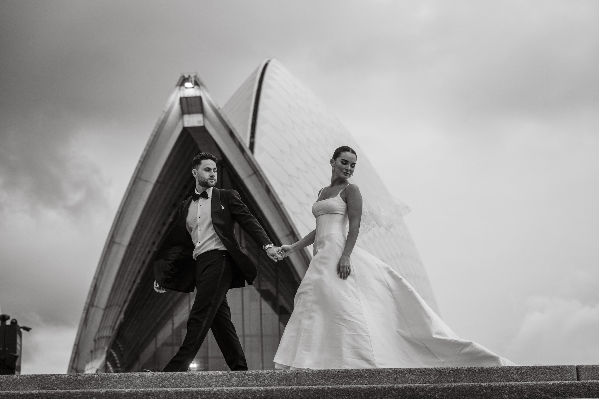 Maddy & Jake_Opera House_00328.jpg