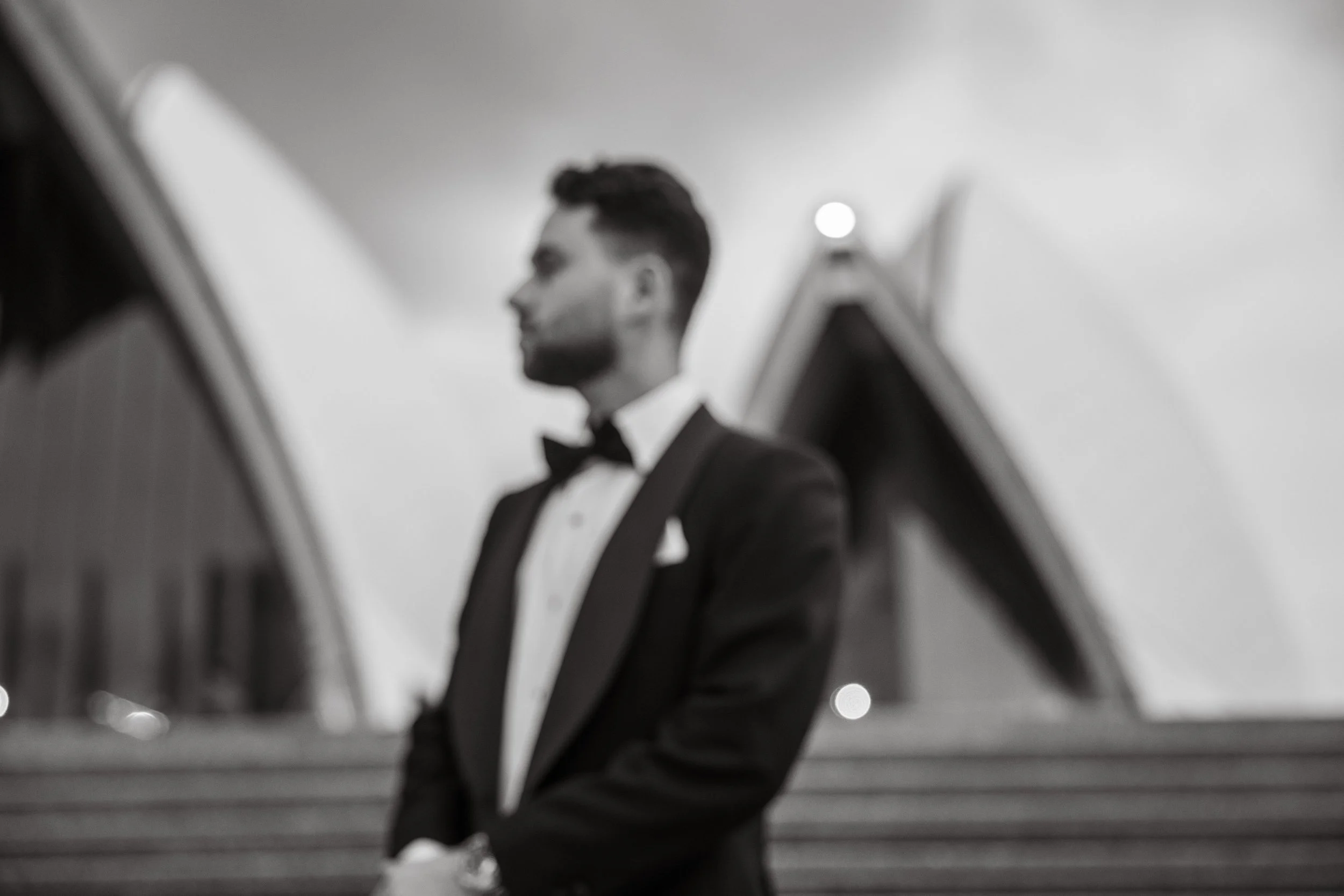 Maddy & Jake_Opera House_00268.jpg