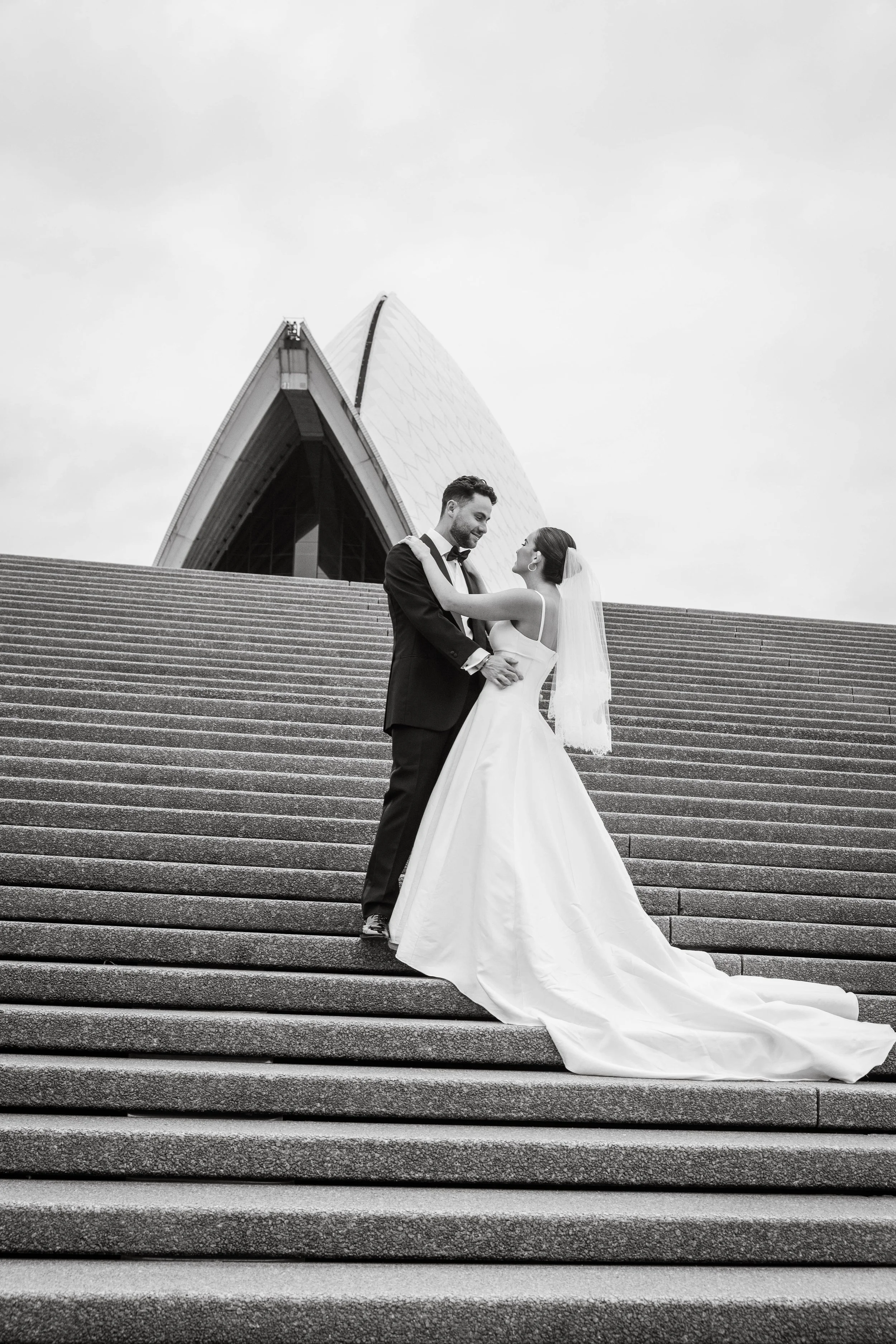 Maddy & Jake_Opera House_00035.jpg