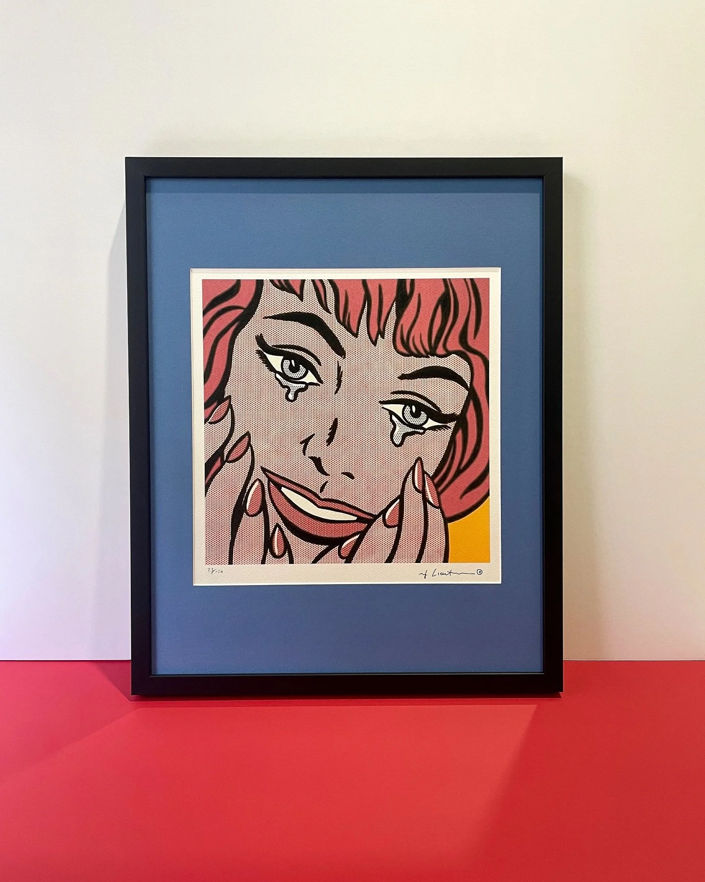 Adding fun, bold coloured mats to Pop Art always results in an eye-catching frame with extra personality!

Artglass was chosen for glazing to enhance the colours and for UV protection @artglassbyhelmaus 
 
Artist | Roy Lichtenstein, &lsquo;Happy Tear