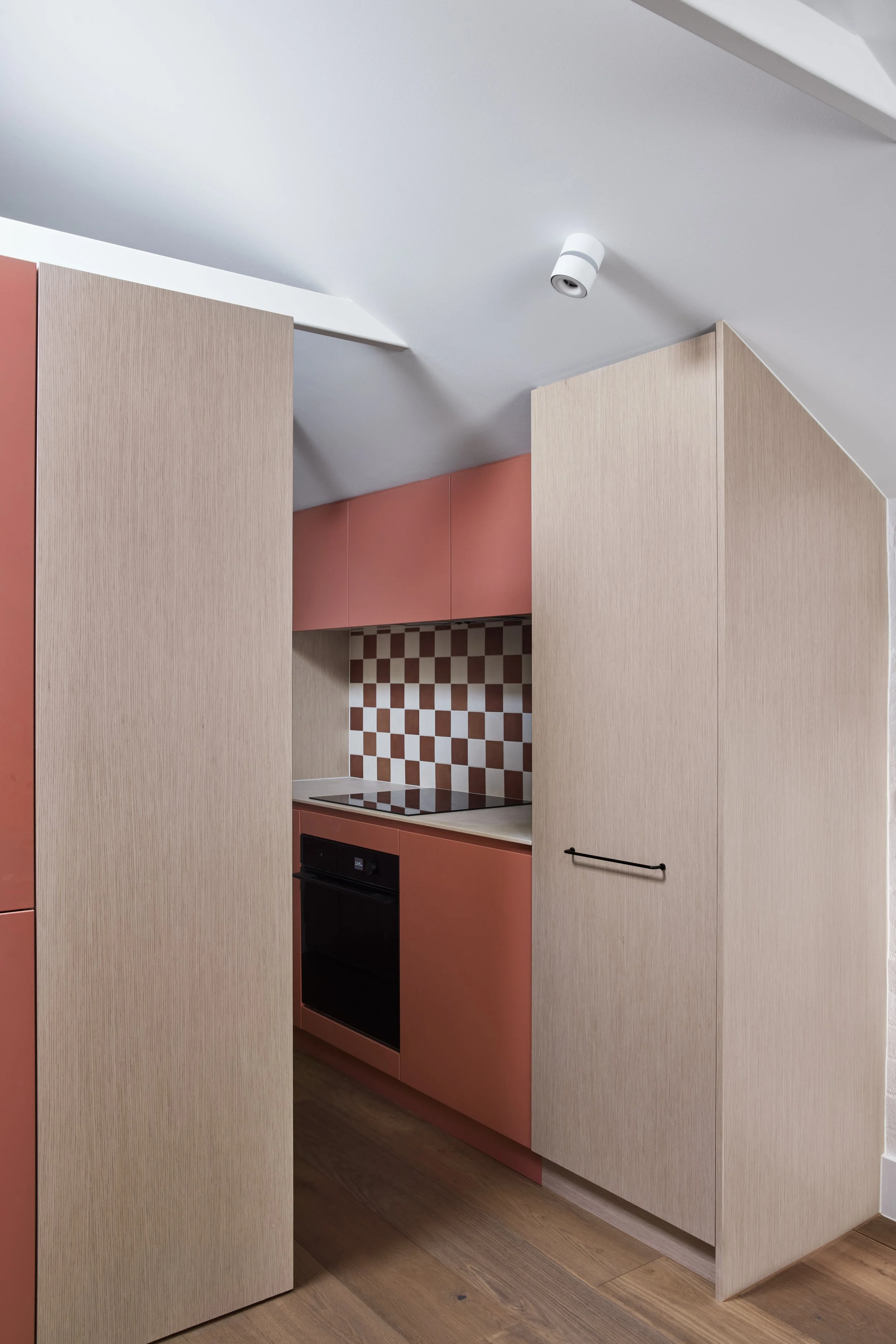 Studio_Whiting_Eskrine_066_RTS.jpg