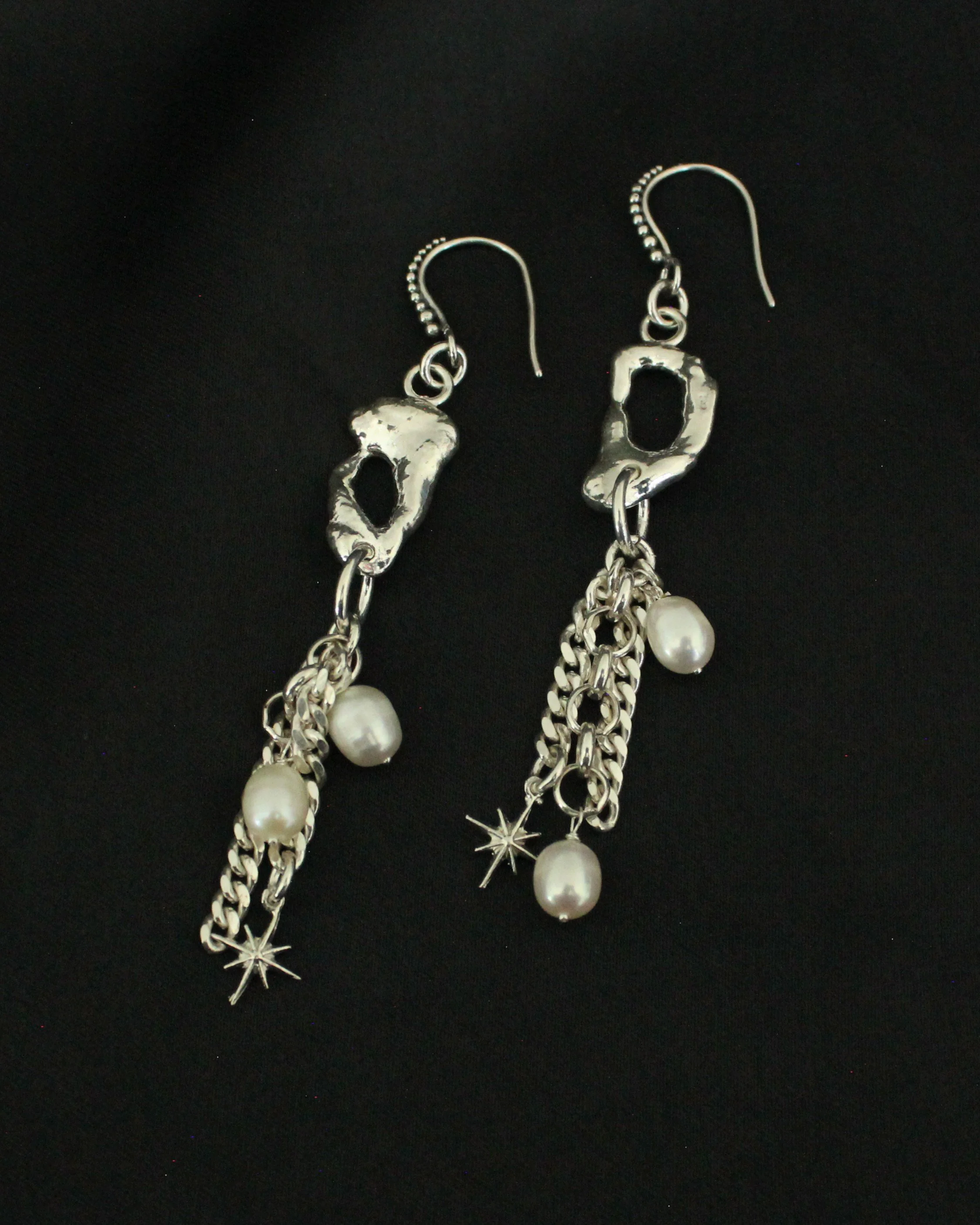 Puddle Pearl Earrings