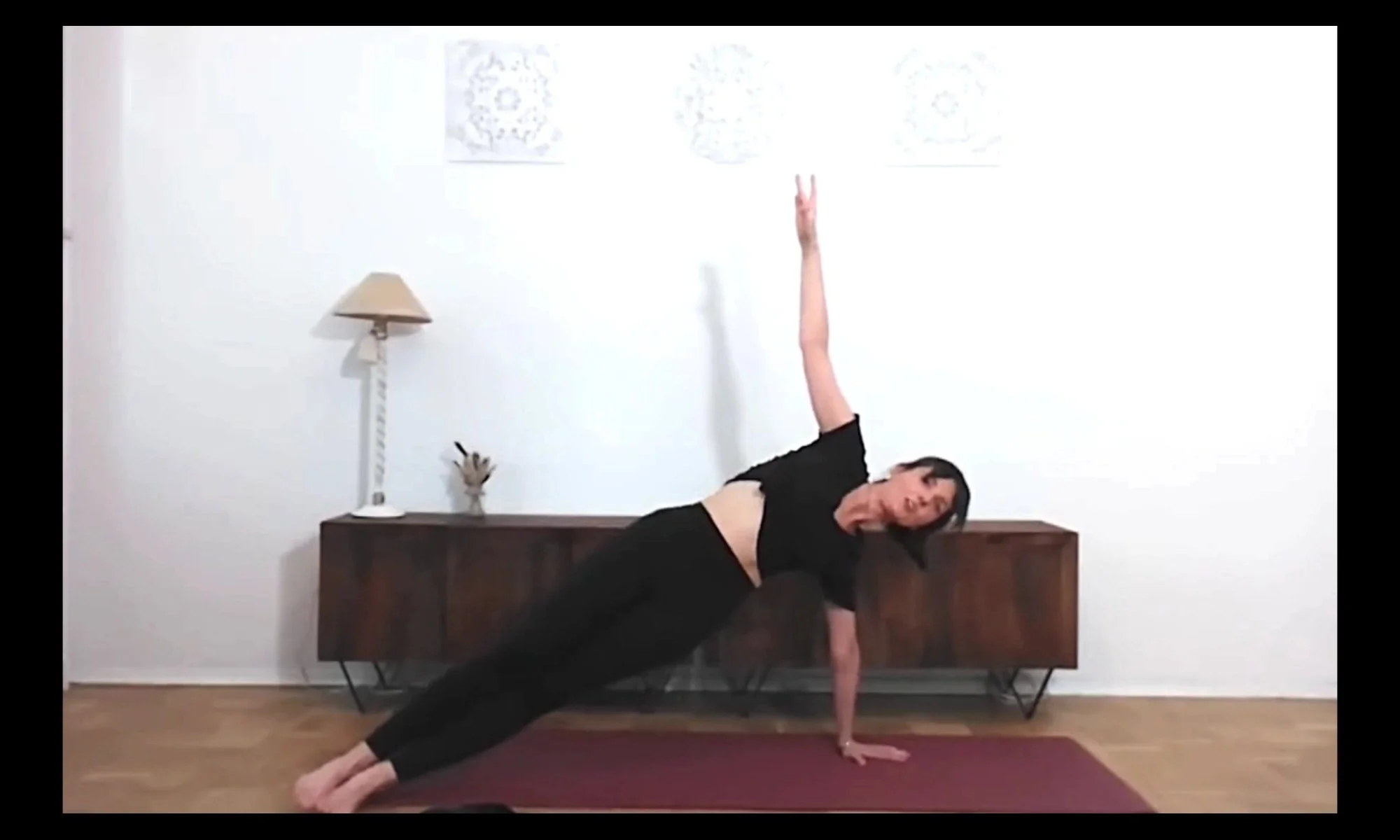 Screenshot_20250814-152020_Video Player.jpg