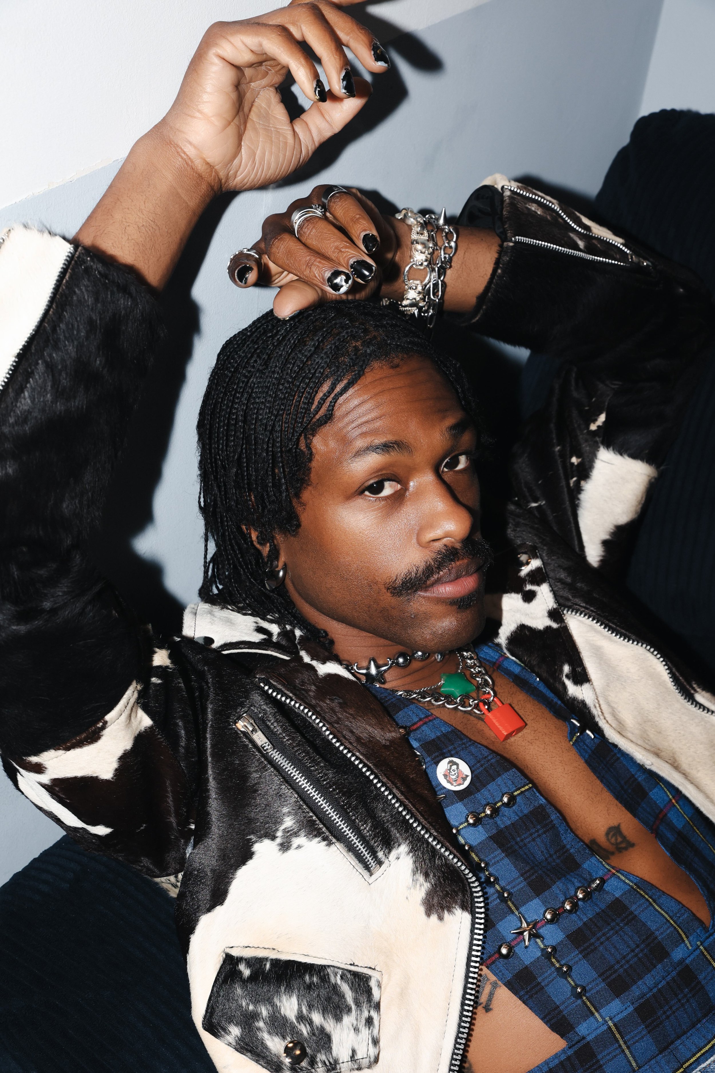 DUCKWRTH : « Quand t’es un mec noir qui écoute du punk, on te qualifie d’alternatif »