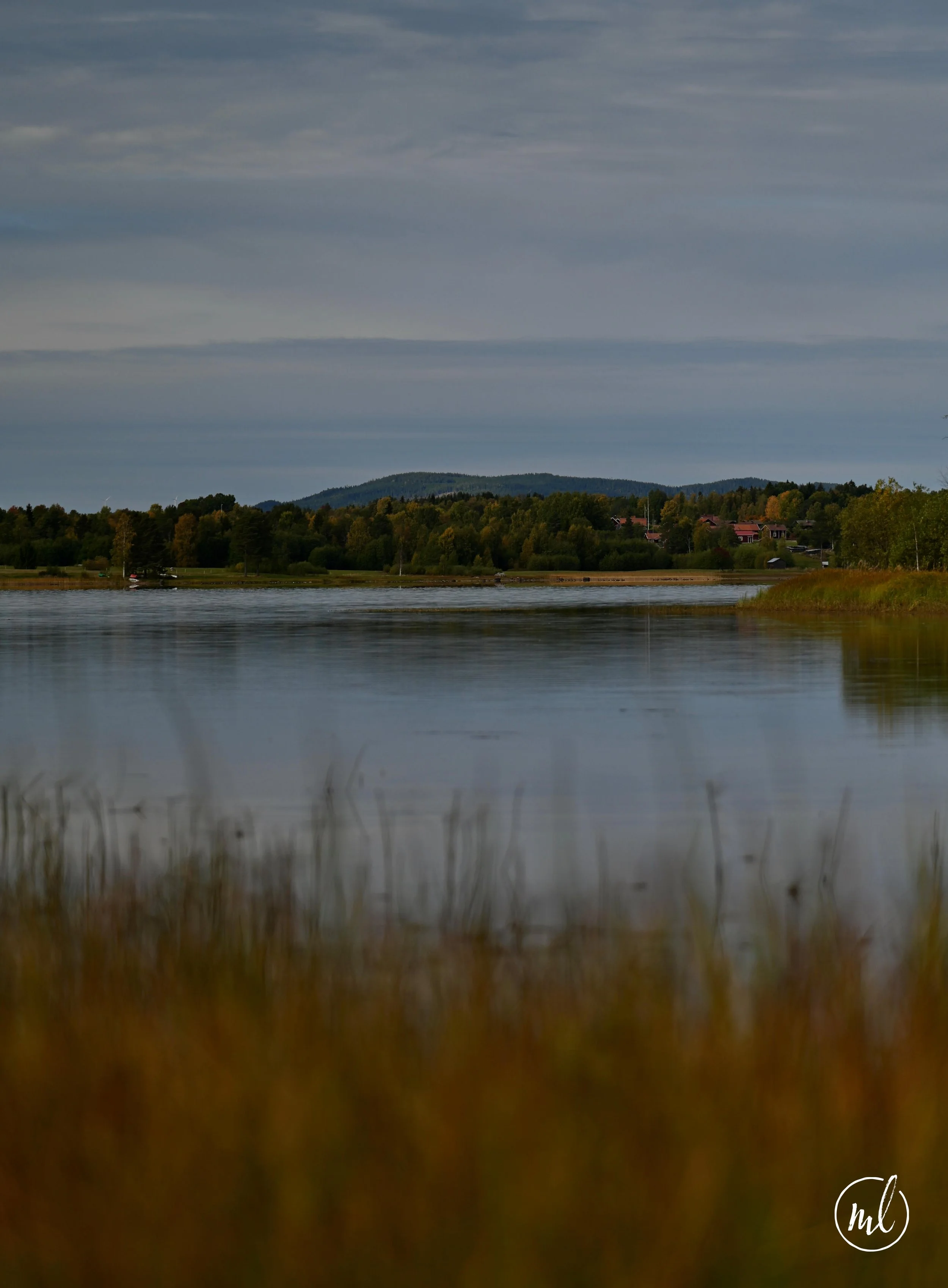 20260926_5285b_rlogoright.jpg