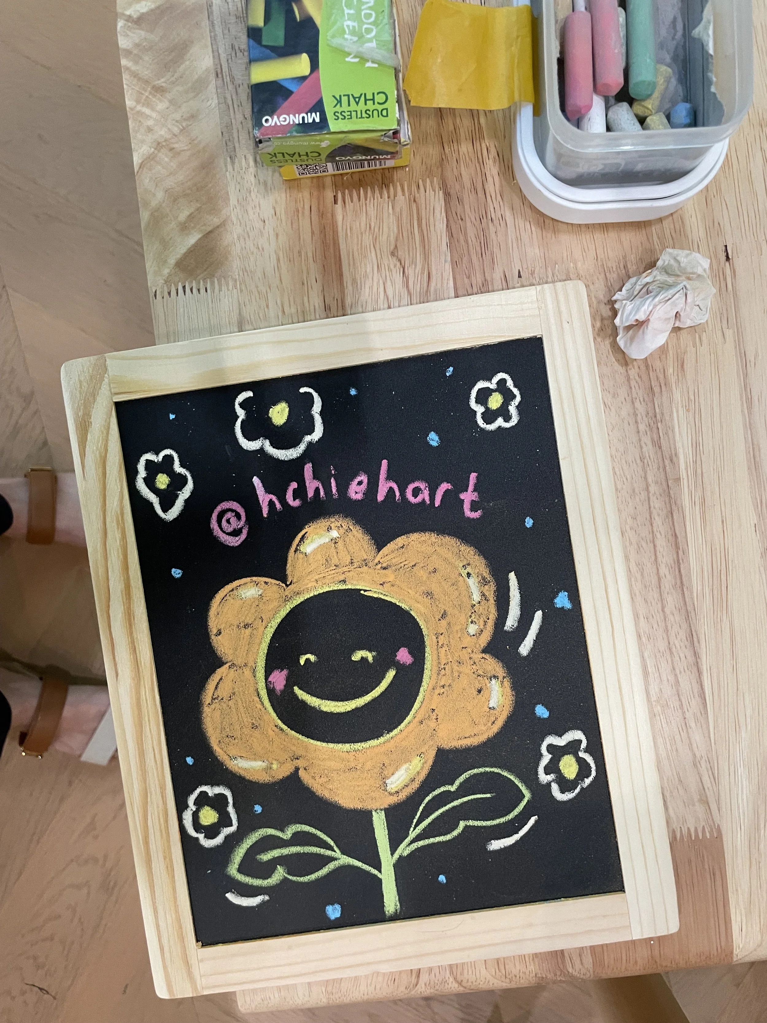 :) drew a sunflower to say hello to you