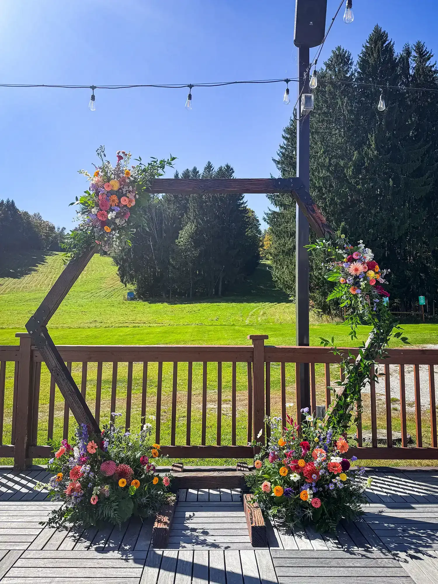 florals-events-erie-pa.webp