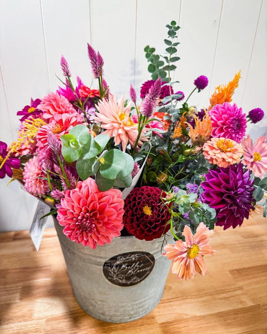 We&rsquo;ve dodged a couple of close calls with frost this week - that means flowers are still blooming and The Studio is still open! 💐

Check it out if you&rsquo;re in the area!
⏰ Saturday and Sunday: 10am-5pm
📍 5801 Old Zuck Rd. Erie, PA 16506 (1