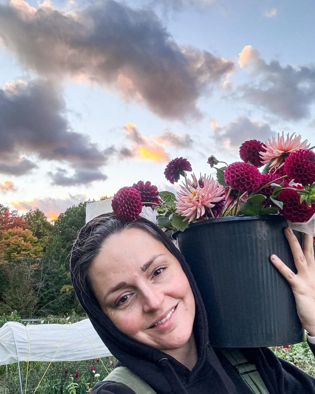 It’s hard to believe we’re saying this already, but this will be the last weekend that The Studio will have regular hours for the season. π
βΌοΈ To celebrate (and to say thank you for all the love and support this year), we’re runni