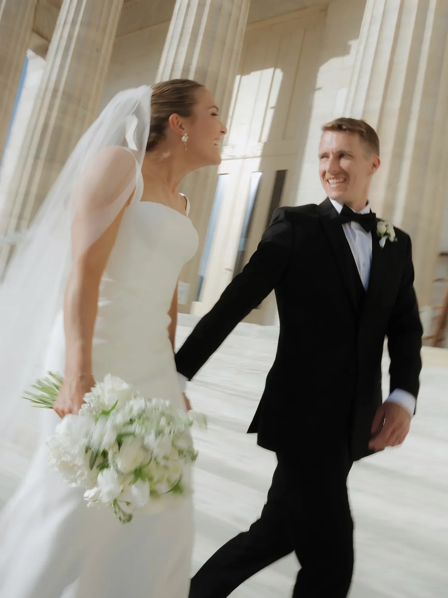 ao-premium-wedding-florist-erie-pa.webp