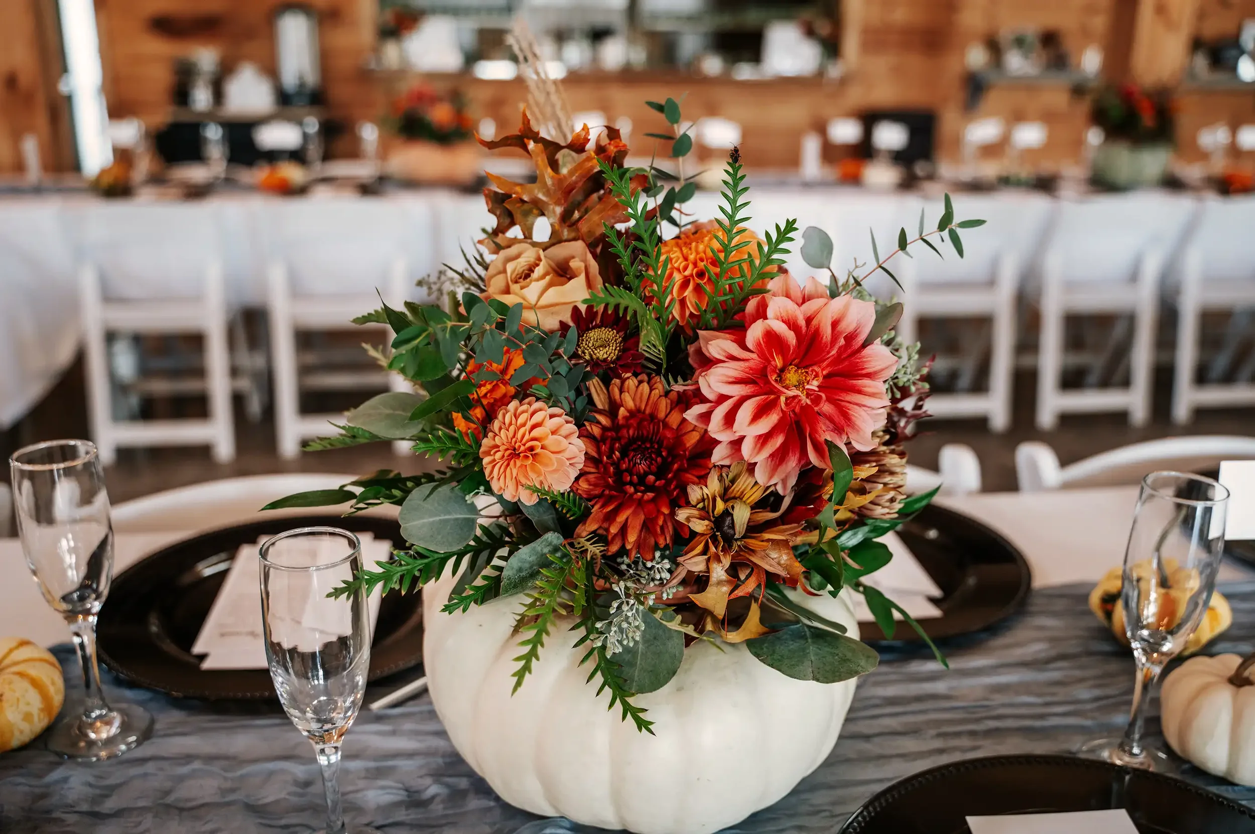 erie-pa-premier-florist-weddings.webp