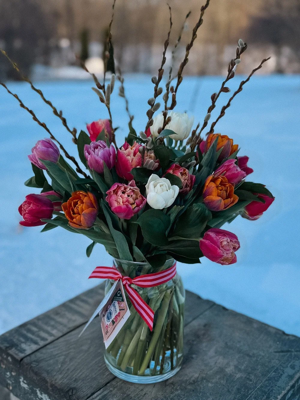 Bella's-Blooms-Valentine's-Day-Flowers-Delivery.jpg