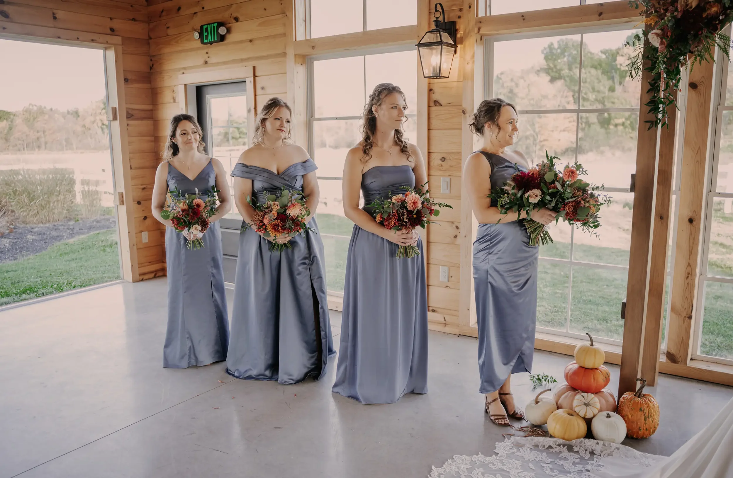 wedding-flowers-erie-pa.webp