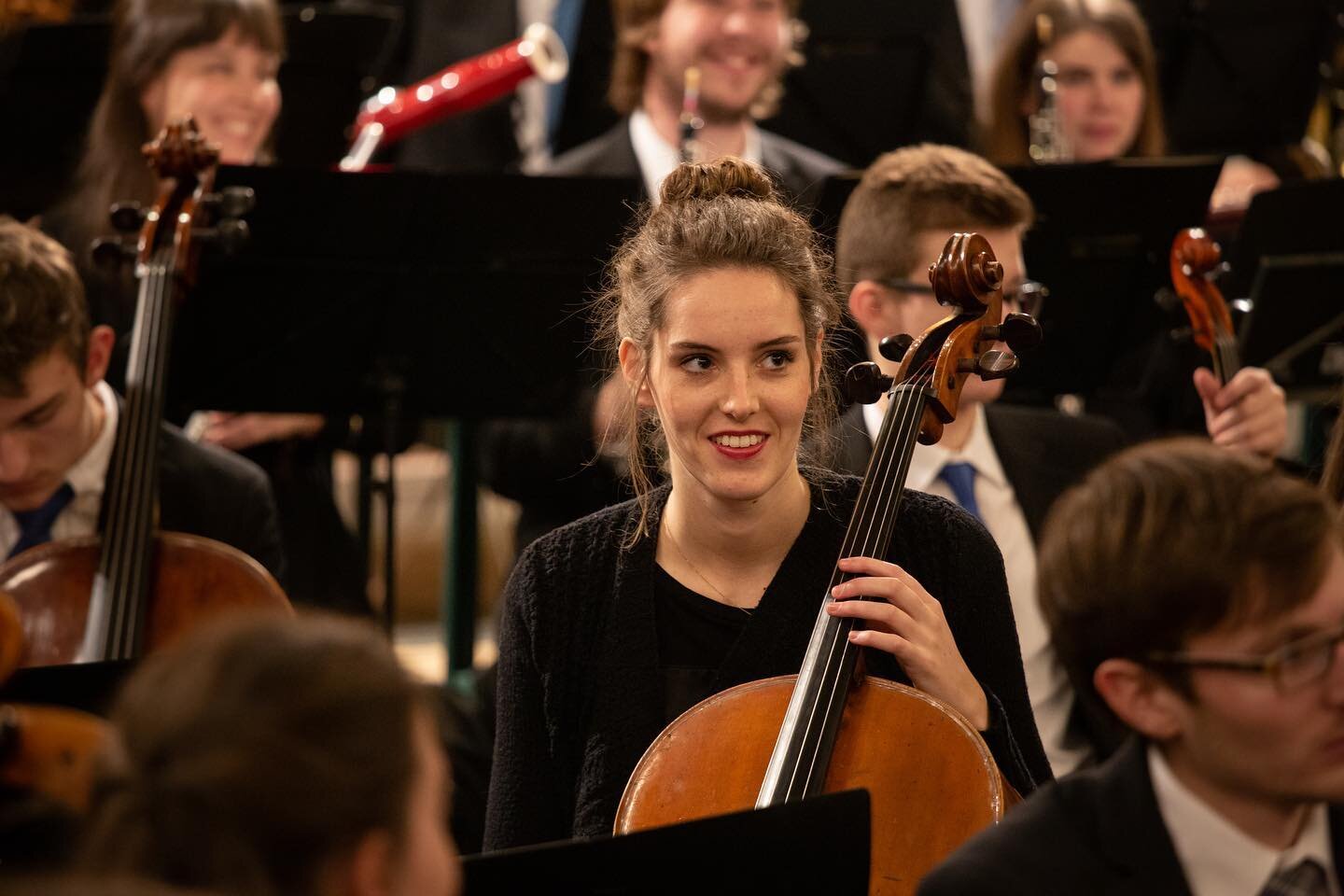 Achtung! F&uuml;r unsere Sommer-Ap &bdquo;&Uuml;berquerung&ldquo; suchen wir noch Streicher! Auf dem Programm stehen Friedrich Guldas ,Cellokonzert&lsquo; und Richard Strauss ,Eine Alpensinfonie&lsquo;. Im Festival-Style werden wir auf dem Gest&uuml;