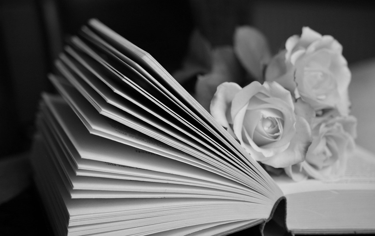 Who hires a ghostwriter and why do authors need them?